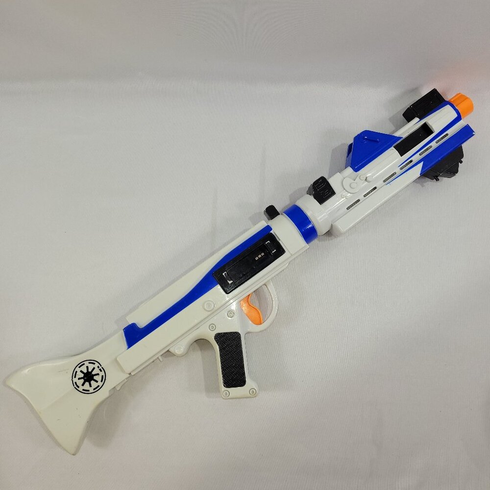 Star Wars Clone Wars Commander Build Your Own Electronic Blaster by Hasbro